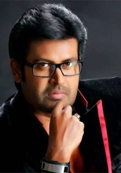 Rekhachitram Movie Review: Narrative choices elevate Asif Ali's Rekhachithram