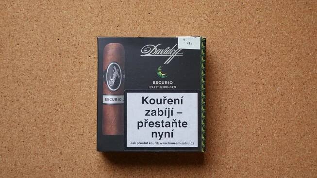 Davidoff Escurio Petit Robusto 4's