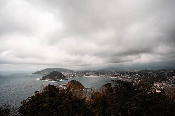 PINTXOS & EXPLORING SAN SEBASTIAN - djjsimpson