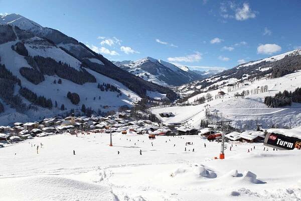 Aktivurlaub in Saalbach-Hinterglemm | Ski- & Bikecircus im Land Salzburg
