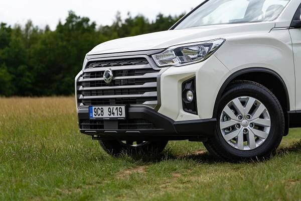 SsangYong Musso Grand je skvělý pracant do terénu. A zaujme i cenou