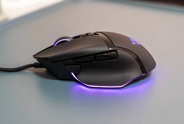 Razer Basilisk V3 Mouse Review – Excellent Productivity Mouse – Describee