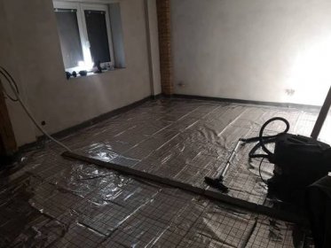 Realizace teplovodního podlahového topení v RD, podl. plocha 80 m2 | Poptávej.cz