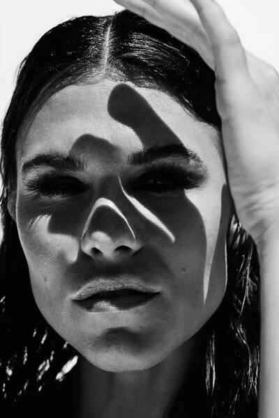 Ana Ularu & Marc Rissmann make an entrance - Entrance Store