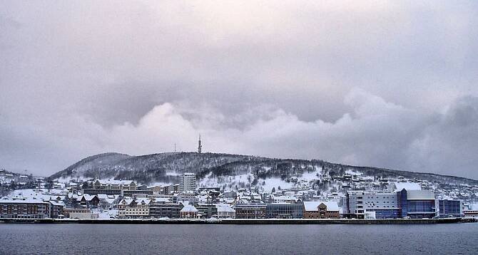 Soubor:Harstad2.jpg – Wikipedie