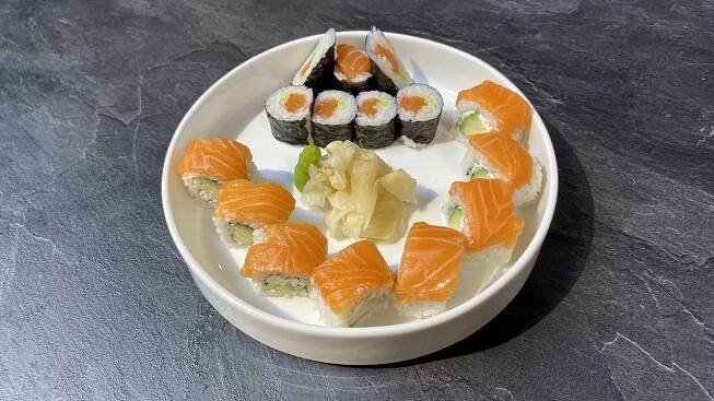 Toto sushi si hravě zvládnete připravit i doma! Podívejte se na recept