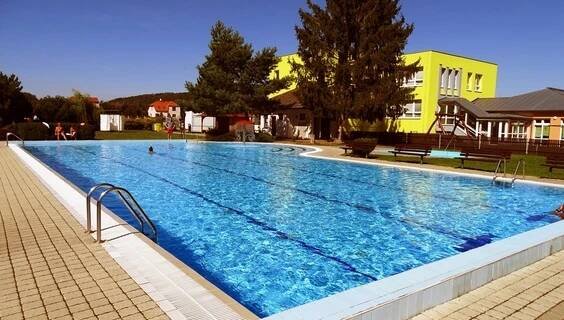 Koupaliště Kněžmost | Koupání Kněžmost | NaVylet.cz