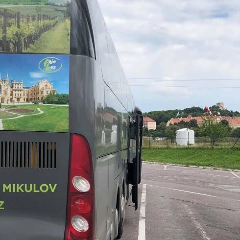 Jsme přátelské autobusy