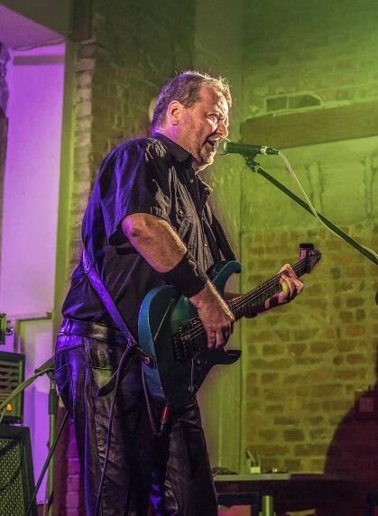 Koncert v Ledči nad Sázavou 13.4.2017 s kapelou DOCTOR VICTOR | NICE NAVELS