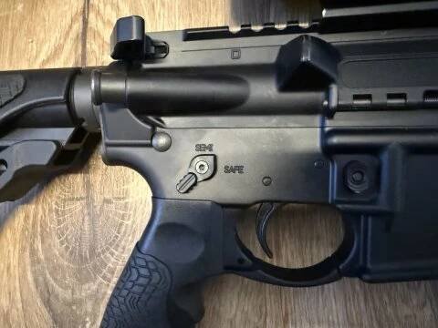 Daniel defense DDM4 V7 (Bazar zbraní - Puška) - ZBRANĚ.cz