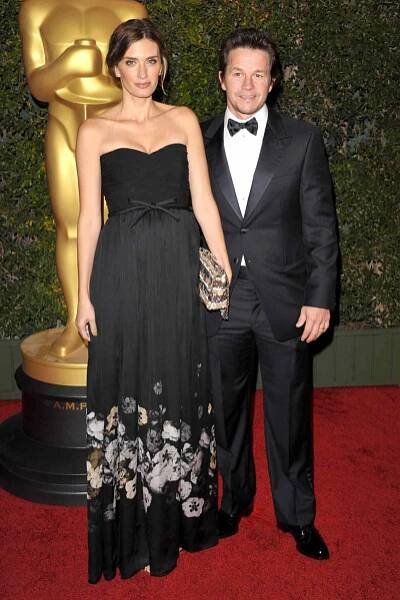Rhea Durham and Mark Walhberg