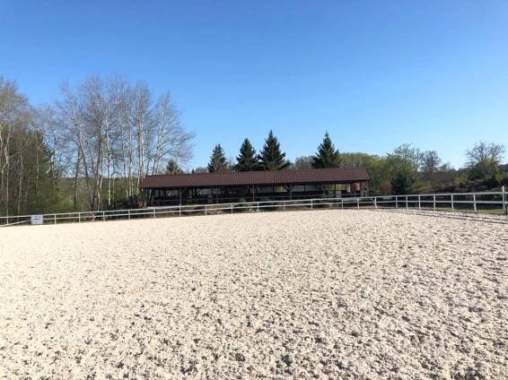 Jezdecký areál Ranch: Koňské království rodiny Opatrných v Hořovicích | Jezdci.cz