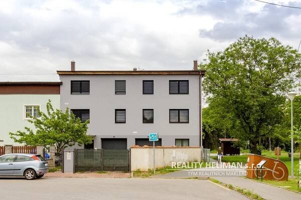 Pronájem Byt 3+kk, Toužimská, Praha 9 - Kbely