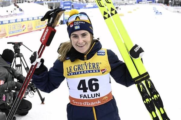 Závody SP v běhu na lyžích ve Falunu vyhráli Niskanen a Anderssonová