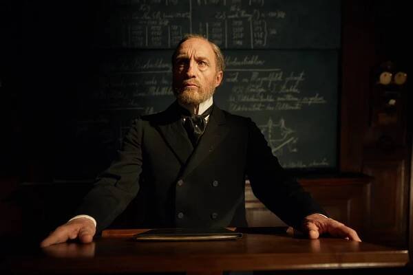Génius - Einstein - Z filmu - Michael McElhatton