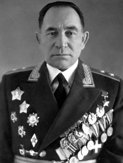 Drjomov, Ivan Fjodorovič : D