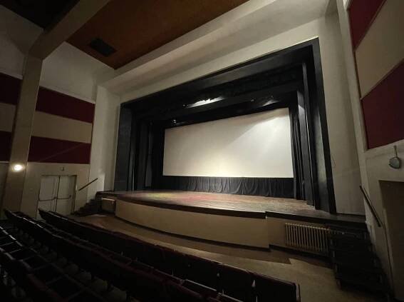 Ve Vyšším Brodě po deseti letech znovu otevřeli kino. Vstupné je symbolické