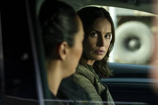 FBI: International - Říkej tomu anarchie - Z filmu - Heida Reed