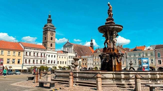 České město, ve kterém by chtěl žít každý. Ani na výlet ale není k zahození - Novinky