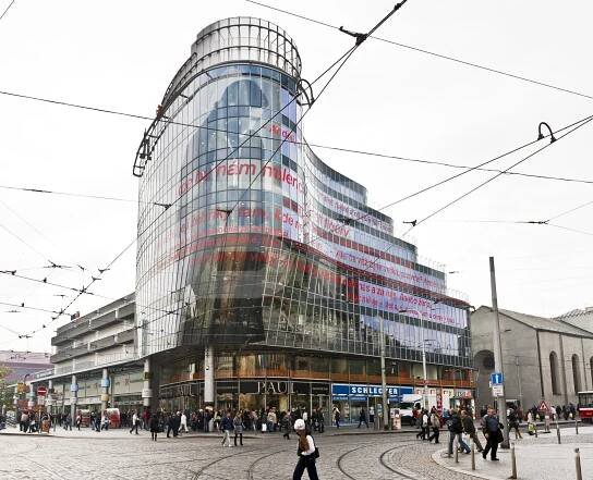 Pronájem kanceláří Zlatý Anděl v Praze | CBRE