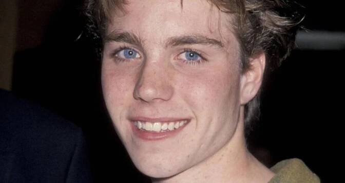 The Tragic Story Of Jonathan Brandis, The Beloved Child Star Who Died By Suicide After His Career Stalled