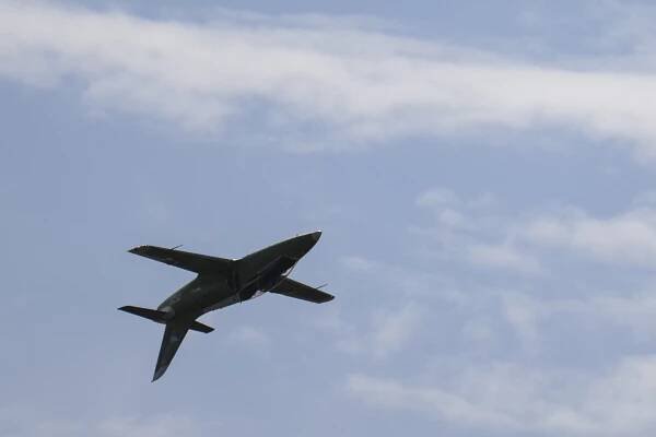 Aero Vodochody představilo v akci stroj L-39NG vyrobený pro LOM Praha