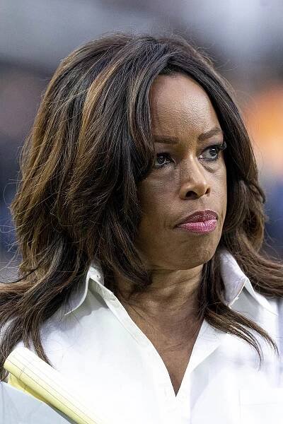 Pam Oliver - Wikipedia