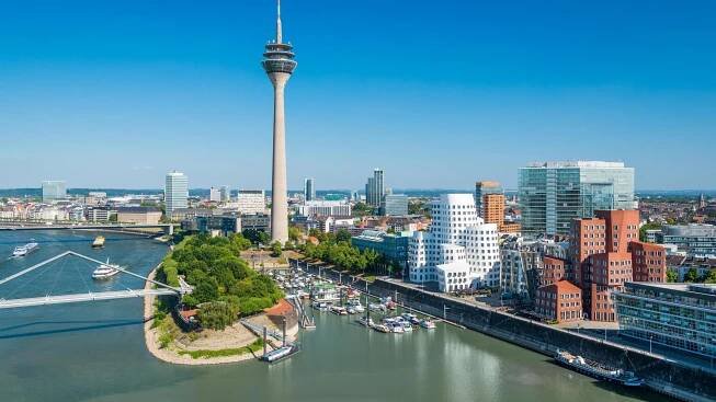1 220 Kč Levné lety z Prahy do Düsseldorfu in 2025/26 | momondo