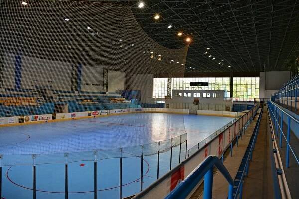 ZIMNÍ STADION | TS města Lovosice