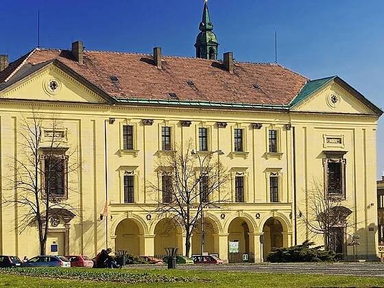 Město Slaný - Knihovna Václava Štecha - IT Assistance s.r.o.