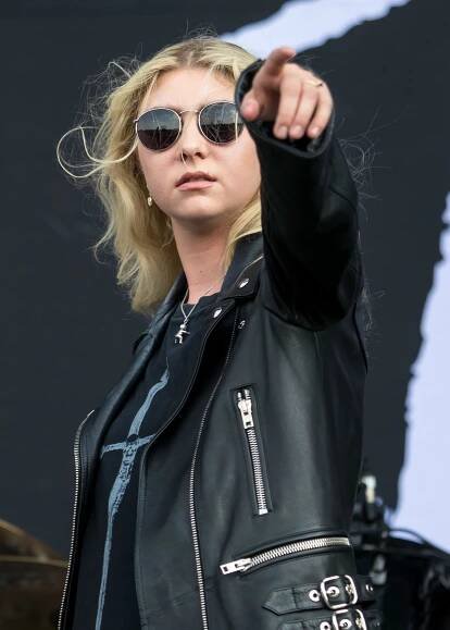 Soubor:The Pretty Reckless Rockfest 2017 2.jpg – Wikipedie