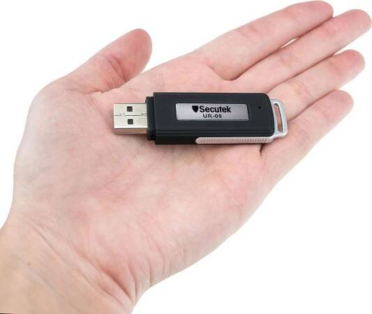 Secutek UR-08 Flash disk s diktafonem a dlouhou výdrží