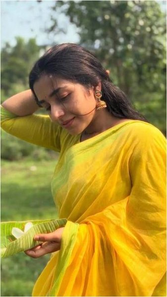 Rajisha Vijayan's stunning pics