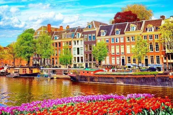 Amsterdam v létě online puzzle