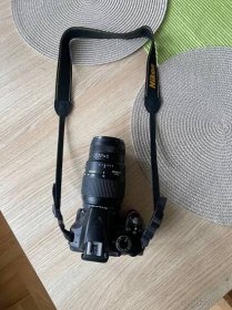 Nikon D3200 + objektiv 70-300mm