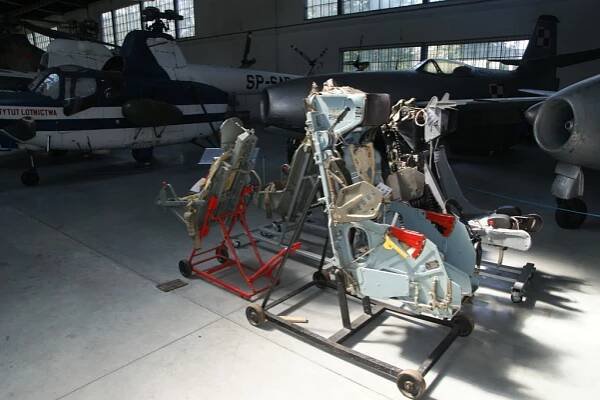 Krakov - letecké muzeum (LeteckeMotory.cz)