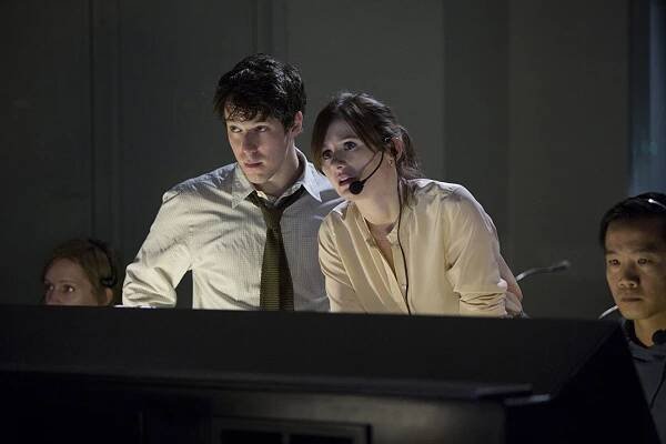 Newsroom - Jako první zabijeme všechny právníky - Z filmu - John Gallagher Jr., Emily Mortimer