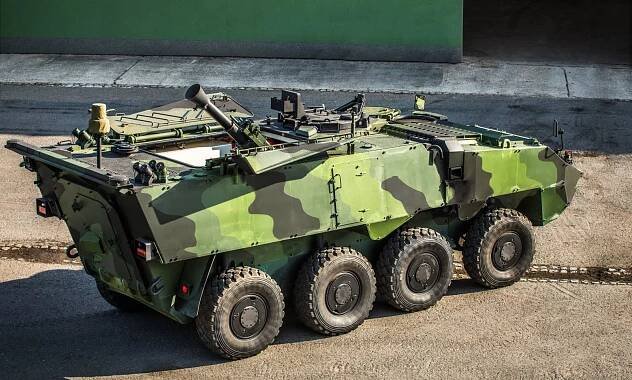 120 mm ShM Pandur II 8x8 CZ - foto TDV (1)