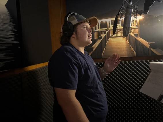 Studio Sessions: Jonathan Tucker