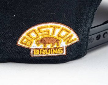 Kšiltovka 47 Brand NHL Boston Bruins - David Pastrnak PD Pasta ’47 CAPTAIN - Snapbacks