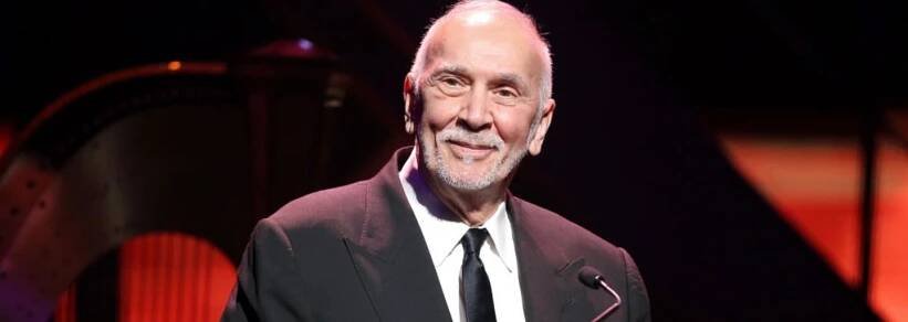 Herec Frank Langella čelí obvinění ze sexuálního obtěžování, bude přeobsazen v seriálu od Netflixu