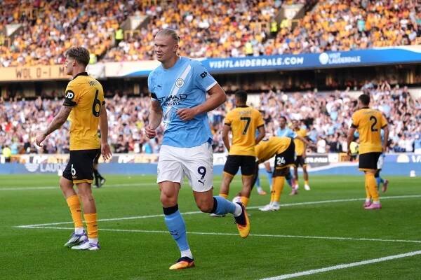 Wolverhampton Wanderers - Manchester City