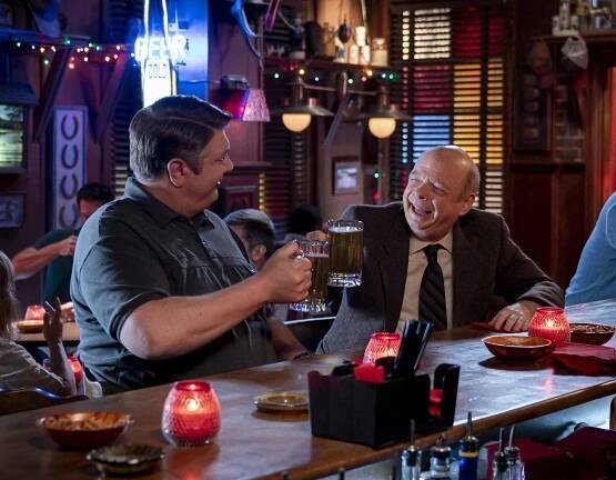Malý Sheldon - Hřích chamtivosti a chimichanga u Chi-Chi - Z filmu - Lance Barber, Wallace Shawn