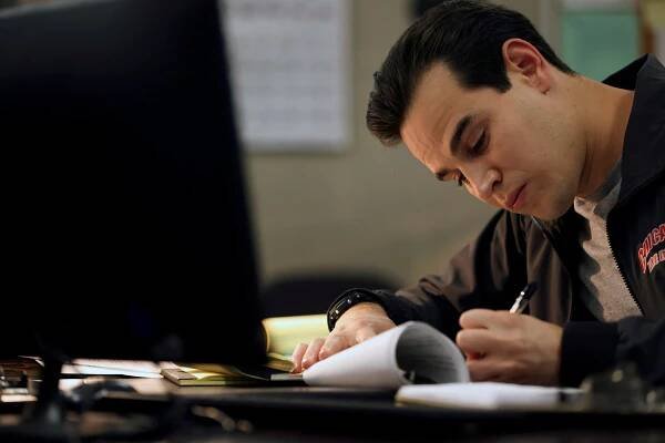 Chicago Fire - Dead Zone - Z filmu - Alberto Rosende