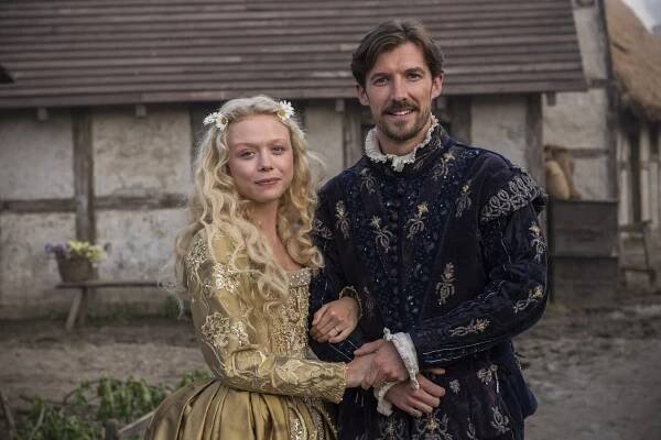 Jamestown - Episode 1 - Z filmu - Naomi Battrick, Gwilym Lee