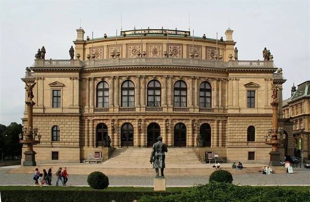 Jedno z nejpopulárnějších hudebních děl zazní v Praze. Do Rudolfina míří Carmina Burana