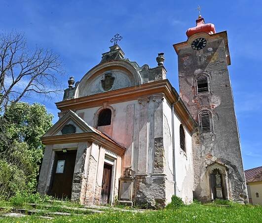 filiální kostel sv. Václava, Svojšice :: Katalog AP - WWW