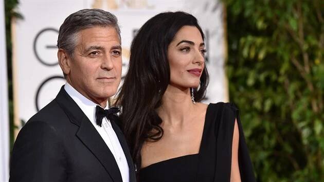 George Clooney a jeho manželka Amal na Zlatých glóbech (Beverly Hills, 11. ledna 2015)