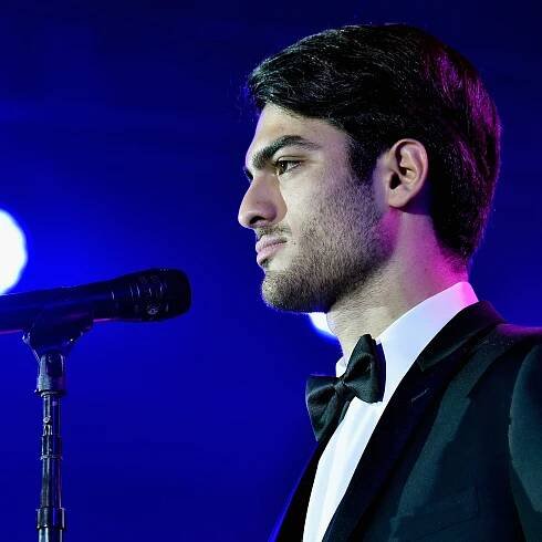 Matteo Bocelli canta al matrimonio di Jeff Bezos e Lauren Sanchez: tre canzoni all'ingresso degli sposi