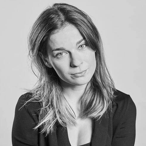 Malá žena s velkým temperamentem: Pavla Gajdošíková ve spacáku s Tomášem Klusem. VIP skandály a aférky | Krajské listy.cz